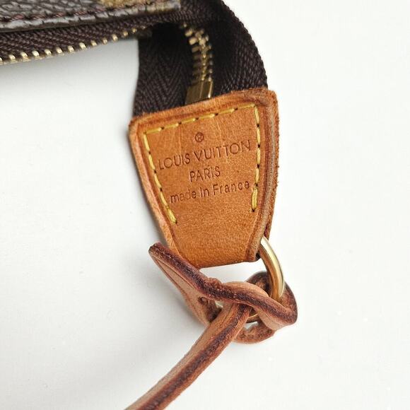 Louis Vuitton Monogram Pochette Accessoires Shoulder Bag - Picture 7 of 11